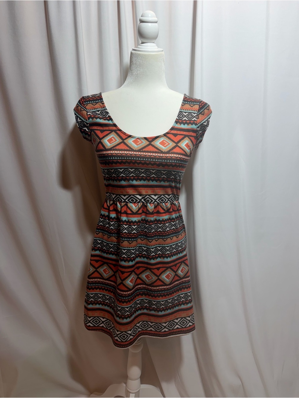 Tribal Print Scoop Neck Women’s Dress in Rust and Black